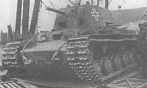 Трофейный КВ1 севастоnольский танк 1942 г Линкор Парuжская Коммуна - фото 62