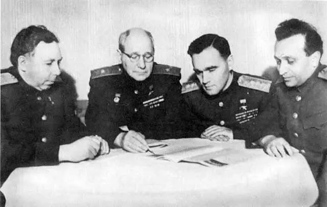 Главные конструкторы авиационной техники периода Великой Отечественной войны - фото 45