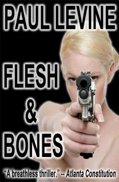 Paul Levine Flesh and bones обложка книги