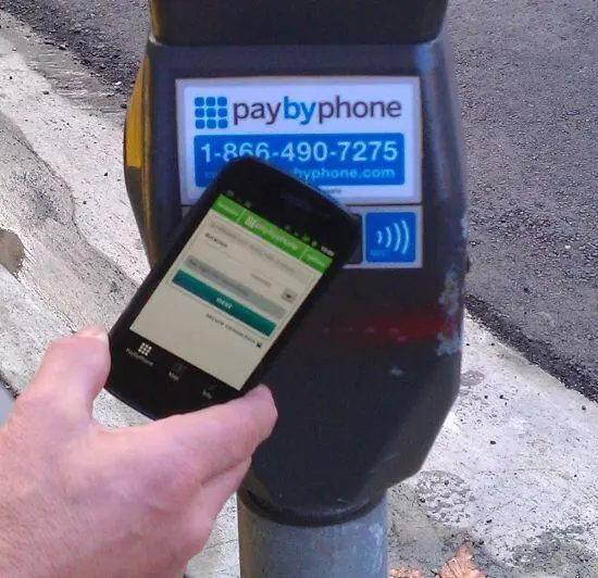Технология NFC может использоваться для инициирования более скоростных - фото 13