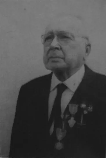 Олександер Удовиченко Генштабу ген полковник На еміграції у Франції - фото 27