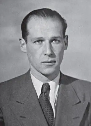 Папа Фото на паспорт перед отъездом из оккупированной Франции 1940 г - фото 42