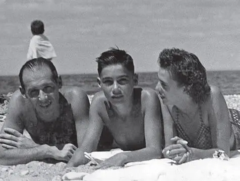 Папа я Пэт Уиндроу Миллер Плейс 1944 г В 1944 году мы переехали в - фото 49