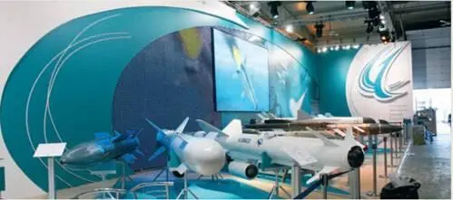 Несмотря на то что МАКС2009 в части военной авиации в основном выставка - фото 16