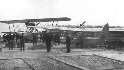 Первый С62КЭ выкатили из цеха завода 31 Таганрог 1932 г Летнаб в - фото 32