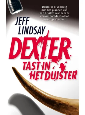 Jeff Lindsay Dexter tast in het duister обложка книги