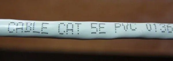 Разьем для подключения к сетям Ethernet носит название RJ45 чемто напоминает - фото 3