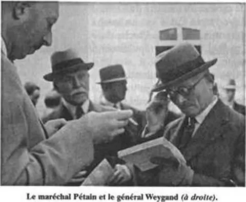 De Gaulle a convaincu Paul Reynaud quil faut au moins si lon veut continuer - фото 25