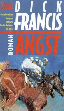 Dick Francis Angst(Nerve) обложка книги