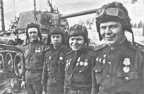 И всетаки германские войска с боями медленно отступали из Белоруссии - фото 36