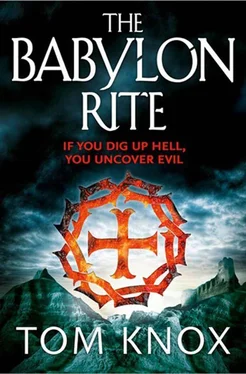 Tom Knox The Babylon rite обложка книги