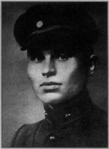 Парнюк Гаврило випускник III випуску Спільної юнацької школи фото 1923 року - фото 123