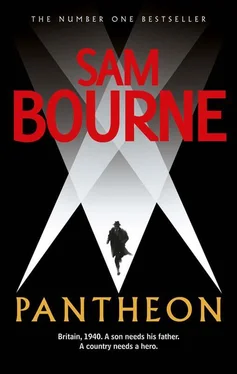 Sam Bourne Pantheon обложка книги