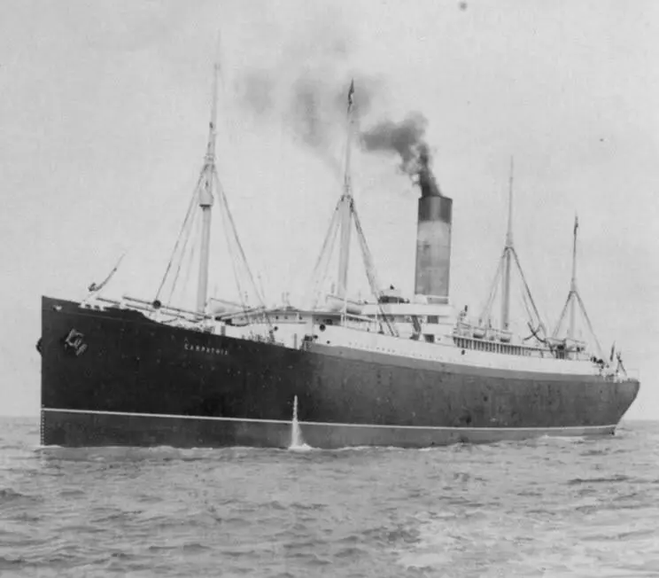 THE CARPATHIA We drew near our rescuer and presently could discern the bands on - фото 6