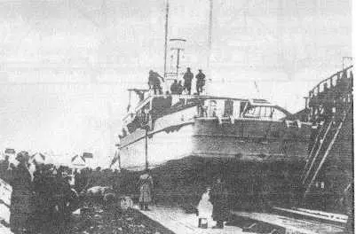 Рис 6 Тральщик Крамбол перед спуском на воду РусскоБалтийский завод 7 - фото 6