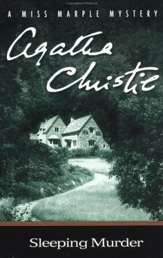 Agatha Christie Sleeping Murder обложка книги