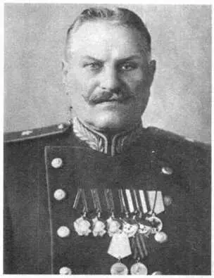 Генералмайор М И Чумаков Комдив ЭЯ Магон Комбриг Г С Иссерсон - фото 45