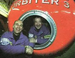 Швейцарцу Бертрану Пиккару и англичанину Брайану Джонсу удалось первыми в мире - фото 5