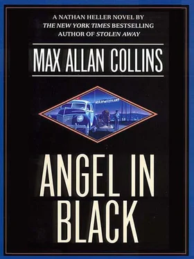 Max Collins Angel in black обложка книги