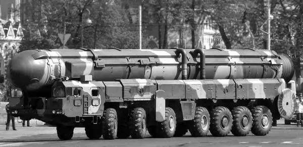 Первый советский грунтовый межконтинентальный комплекс Тополь на семиосном - фото 318