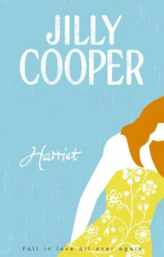 Jilly Cooper Harriet обложка книги