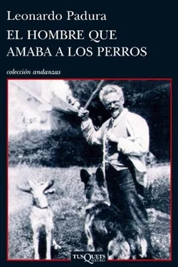 Leonardo Padura El Hombre Que Amaba A Los Perros обложка книги