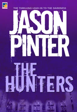 Jason Pinter The Hunters обложка книги