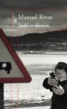 Manuel Rivas Todo es silencio обложка книги