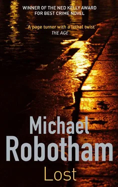 Michael Robotham Lost обложка книги