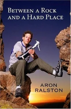 Aron Ralston Between a Rock and a Hard Place обложка книги
