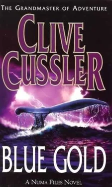 Clive Cussler Blue Gold обложка книги