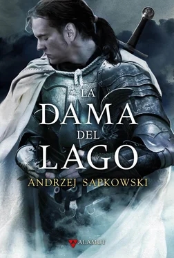 Andrzej Sapkowski La Dama del Lago обложка книги