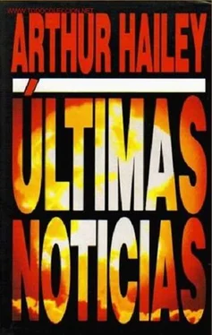 Arthur Hailey Últimas Noticias обложка книги