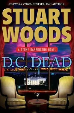 Stuart Woods D.C. Dead обложка книги