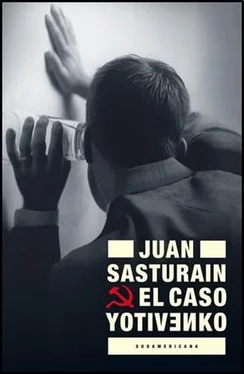 Juan Sasturain El Caso Yotivenko обложка книги