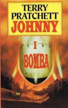 Terry Pratchett Johnny i bomba обложка книги