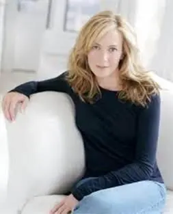 Lauren nació el 28 de marzo de 1977 en Scranton Pennsylvania Cuatro años más - фото 2