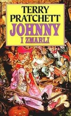 Terry Pratchett Johnny i zmarli обложка книги