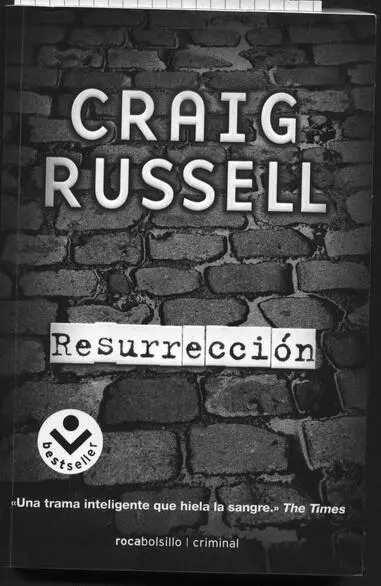 Craig Russell Resurrección Traducción de Eduardo Hojman Dedicado a la memoria - фото 1