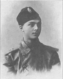 Григорий Сук курсант Гатчинской военной авиашколы Осень 1915 г Спустя два - фото 4