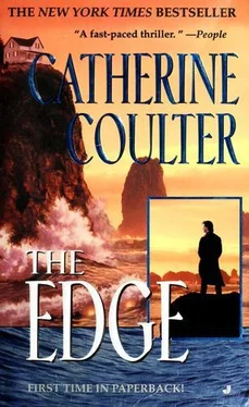 Catherine Coulter The Edge обложка книги