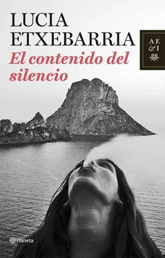 Lucía Etxebarria El contenido del silencio