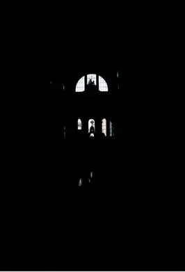 Figure 1119 Church interior exposed to record detail in the extreme - фото 222