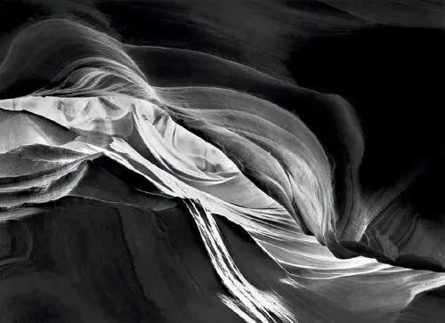 Many of my slit canyon images contain areas of nontextural black but this one - фото 241