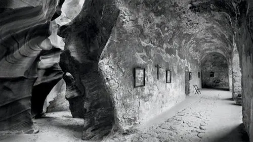 This twonegative image initially seems real but in fact is utterly strange - фото 258