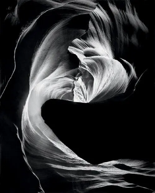 This was my first slit canyon photograph I did not see it as a canyon of - фото 20