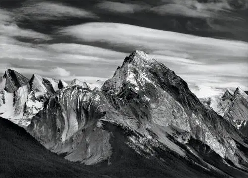 This photograph was made with a telephoto lens and two filters a 12 deep - фото 68