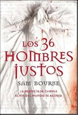 Sam Bourne Los 36 hombres justos обложка книги