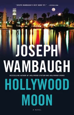 Joseph Wambaugh Hollywood Moon обложка книги