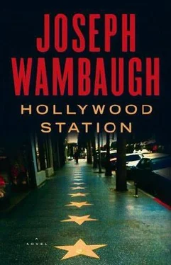 Joseph Wambaugh Hollywood Station обложка книги